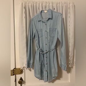 Dizzy Lizzy Chambray Dress